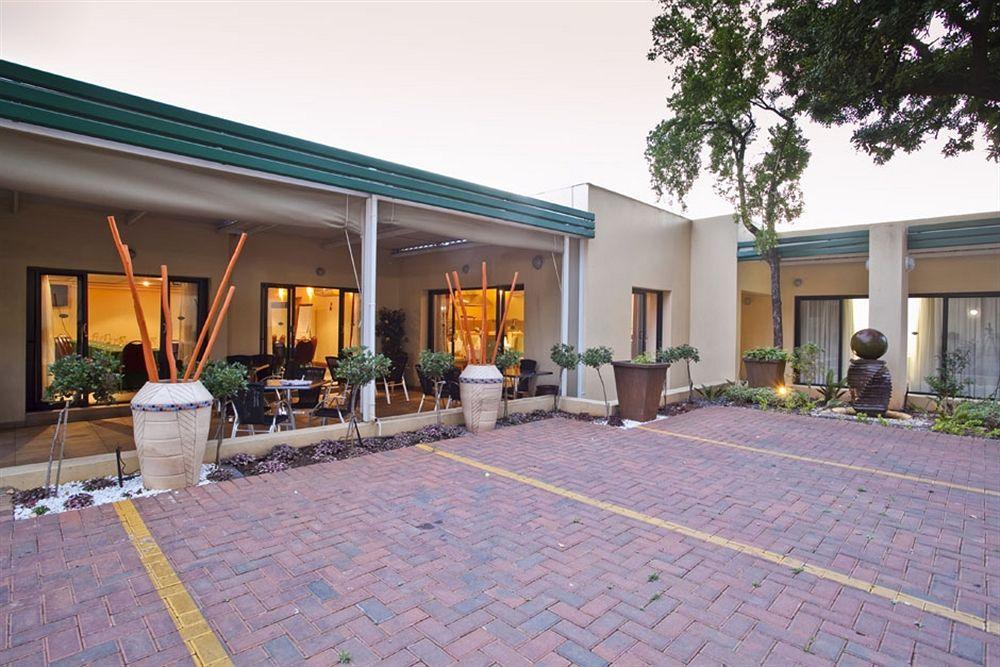 Sentinel Luxury Suite Hotel Pretoria-Noord Exterior foto